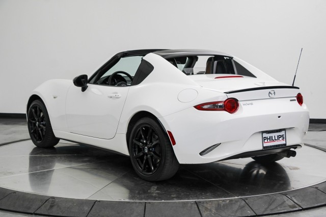 2021 Mazda MX-5 Miata RF Club 3