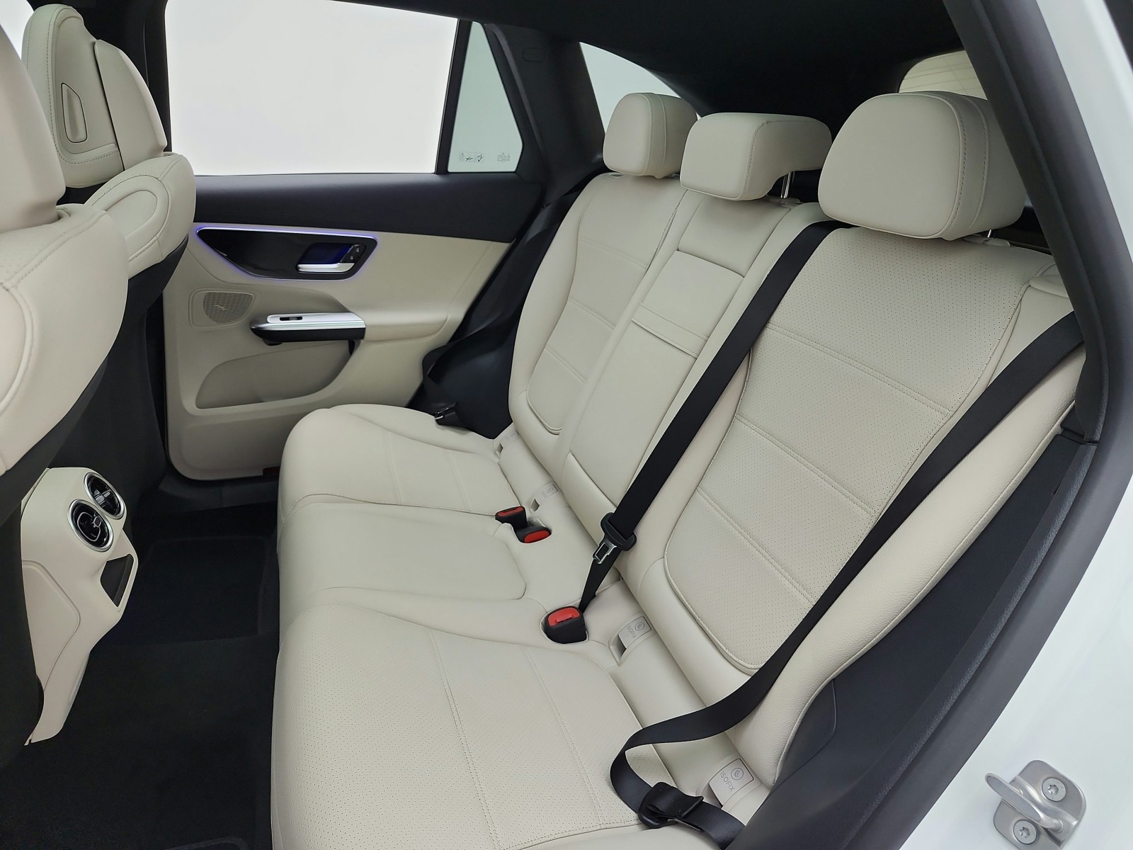 New 2027 Polar White Mercedes-Benz GLC 300 SUV image 11
