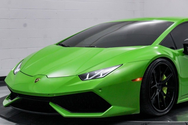 2015 Lamborghini Huracan 610-4  9