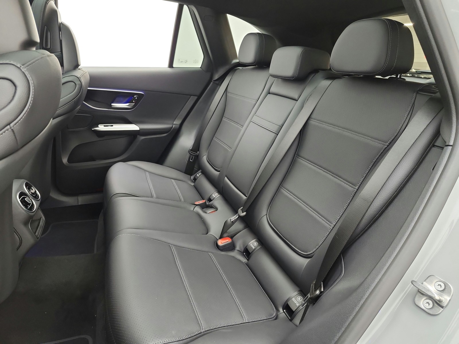 New 2027 MANUFAKTUR Alpine Grey Mercedes-Benz GLC 300 SUV image 11
