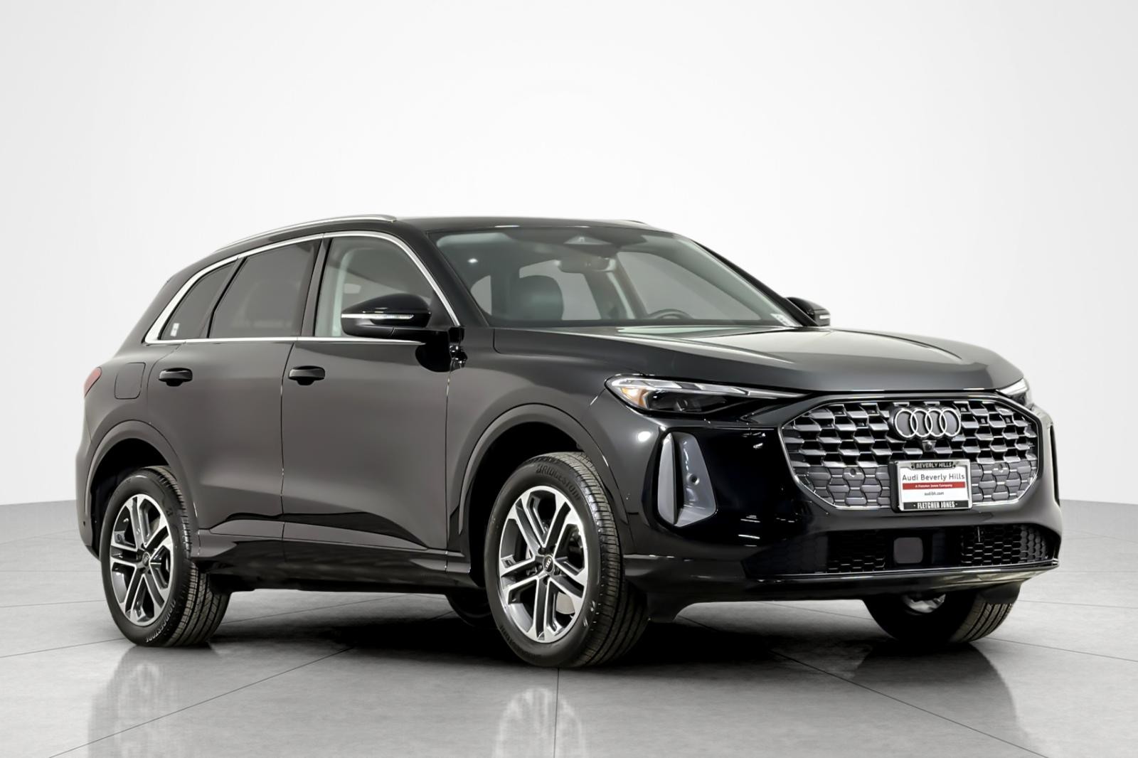 Used 2025 Mythos Black Metallic Audi Premium 2.0 TFSI quattro image 7