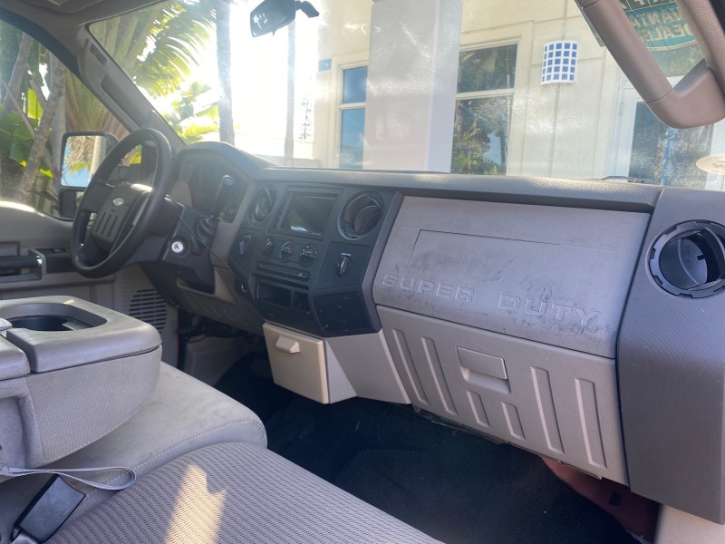 2008 Ford Super Duty F-350 DRW XL LOW MILES 43,076 4WD in ,