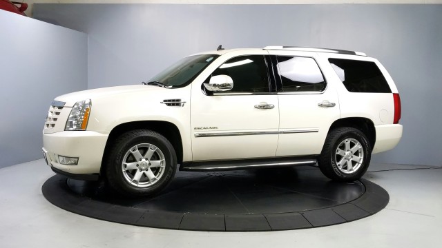 2012 Cadillac Escalade Luxury 3