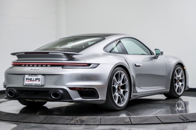 2022 Porsche 911 Turbo 5