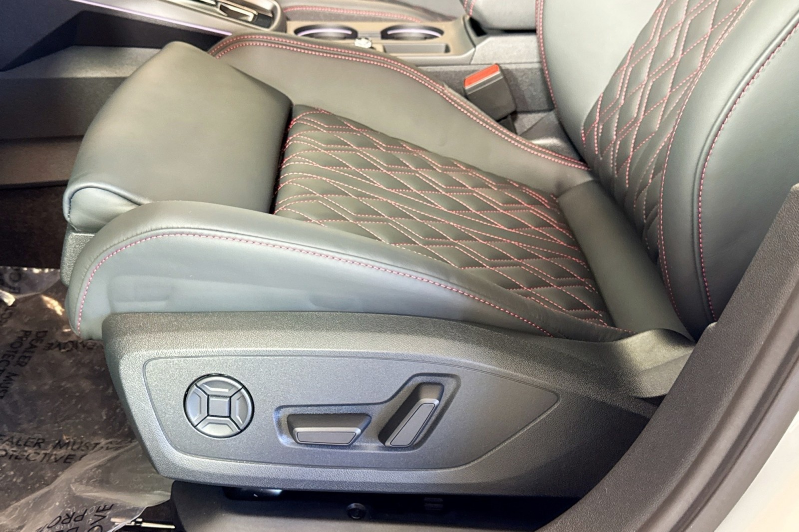 New 2026 Glacier White Metallic Audi quattro image 17