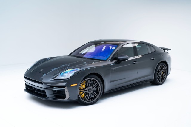 2025  Panamera Turbo S E-Hybrid in , 