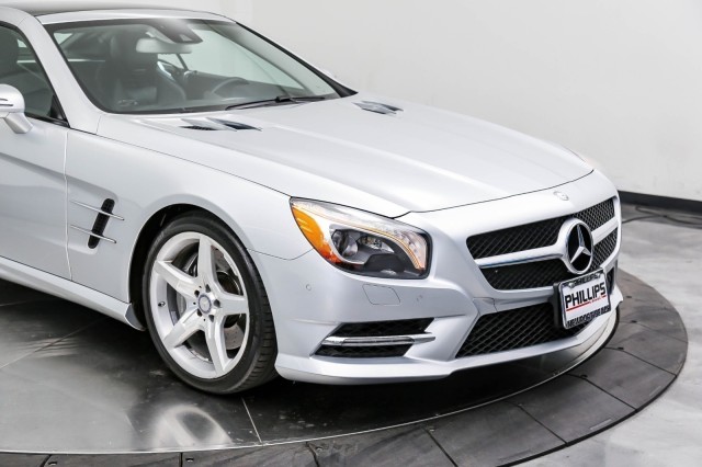 2015 Mercedes-Benz SL-Class SL 400 21