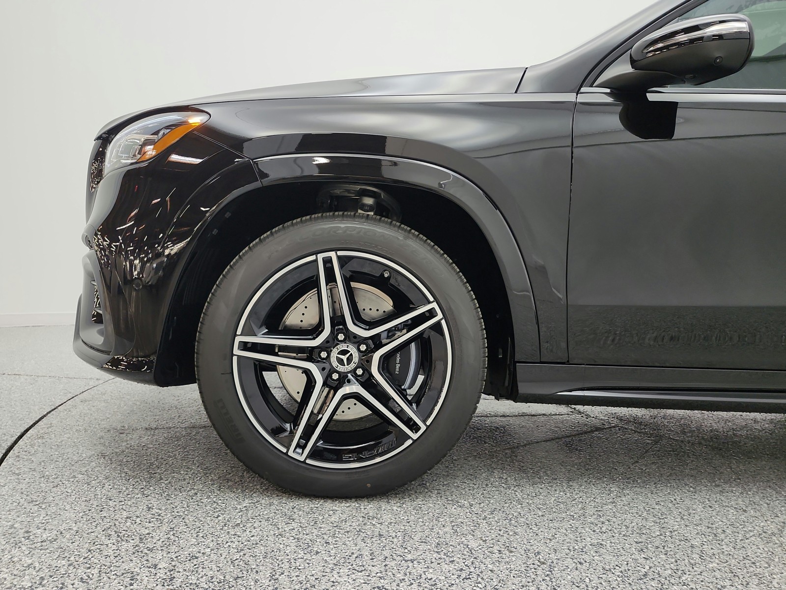 New 2026 Obsidian Black Metallic Mercedes-Benz GLS 450 4MATIC® SUV image 15