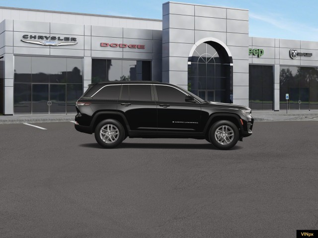 2025 Jeep Grand Cherokee Laredo X 4x4 9