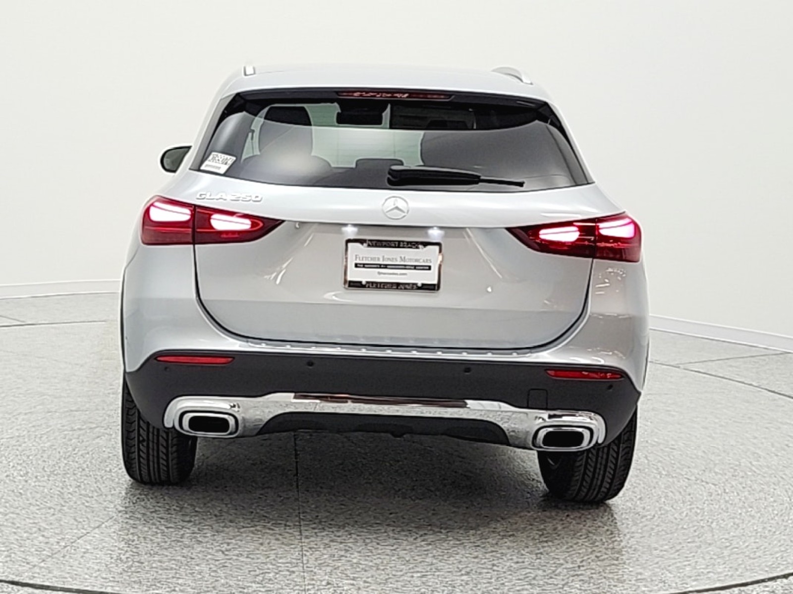 New 2026 Cirrus Silver Metallic Mercedes-Benz GLA 250 image 6