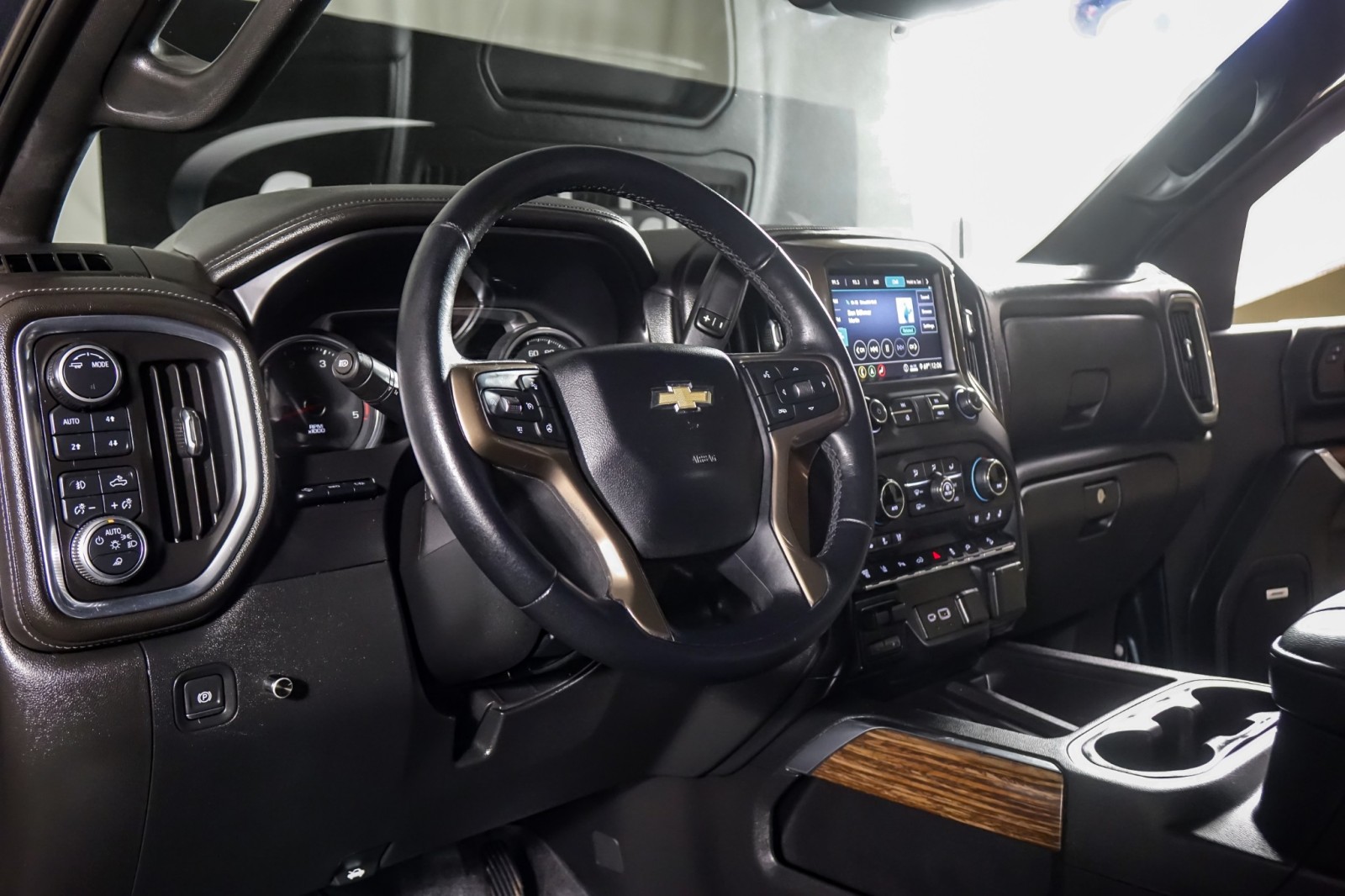 2020 Chevrolet Silverado 2500HD High Country 15