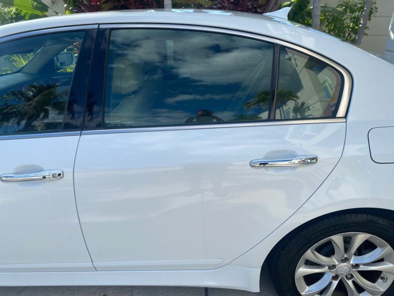 2013 Hyundai Genesis 3.8L LOW MILES 33,576 in , 