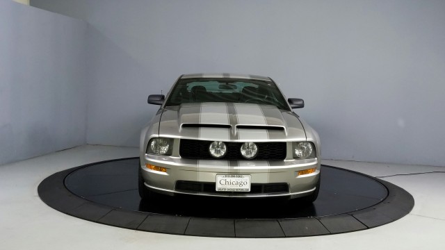 2008 Ford Mustang GT Deluxe 2