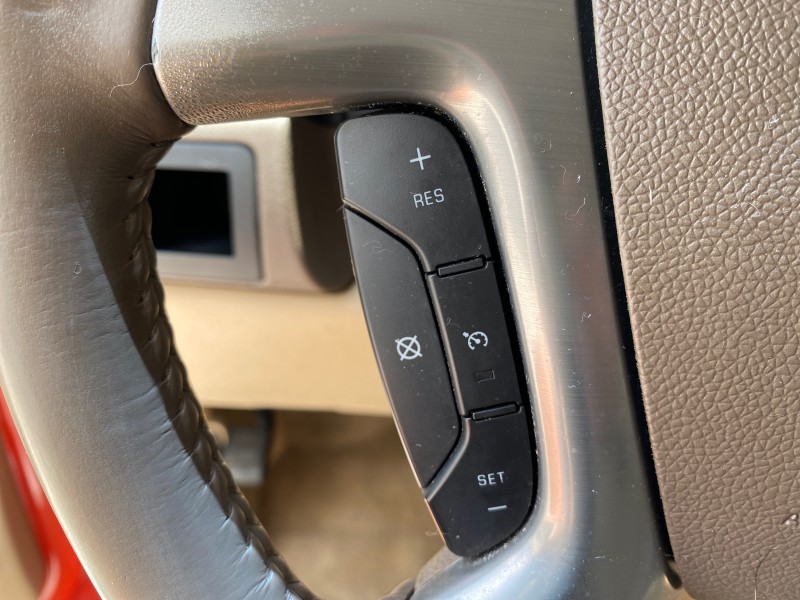 2009 Chevrolet Avalanche LT PU LOW MILES 58,696 in ,