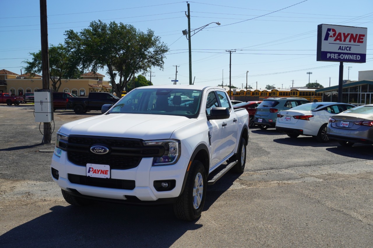 White 2024 Ford Ranger XL SuperCrew RWD Pickup Truck 4X2