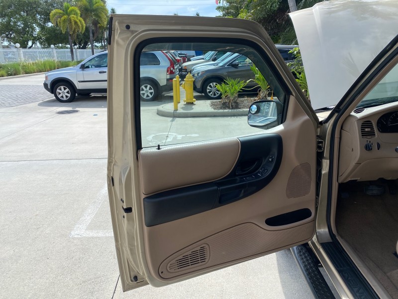 2002 Ford Ranger XLT X CAB CAMPER TOP LOW MILES 49,062 in , 