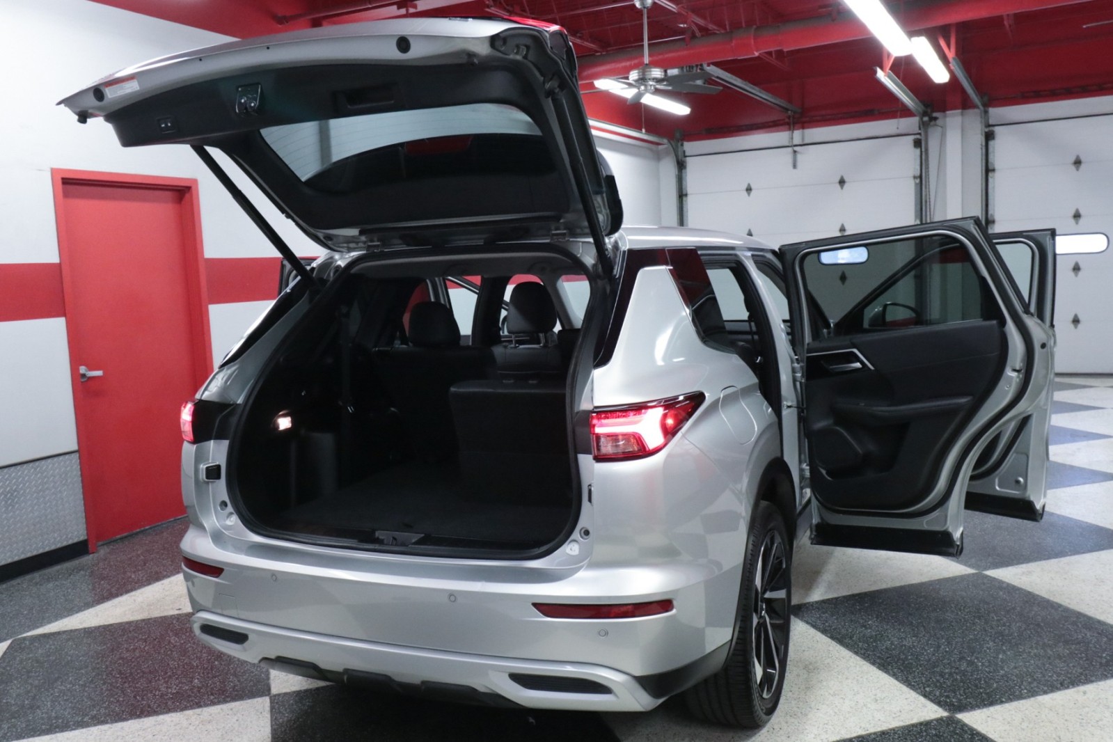 Used Car 2024 Mitsubishi Outlander  Se For Sale Under $25,000 In Austin, Texas