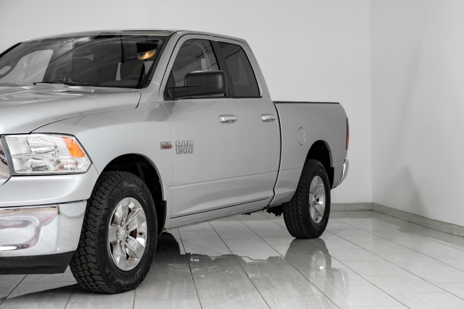 2014 Ram 1500 SLT QUAD CAB 5.7L HEMI AUTOMATIC BLUETOOTH CRUISE  6