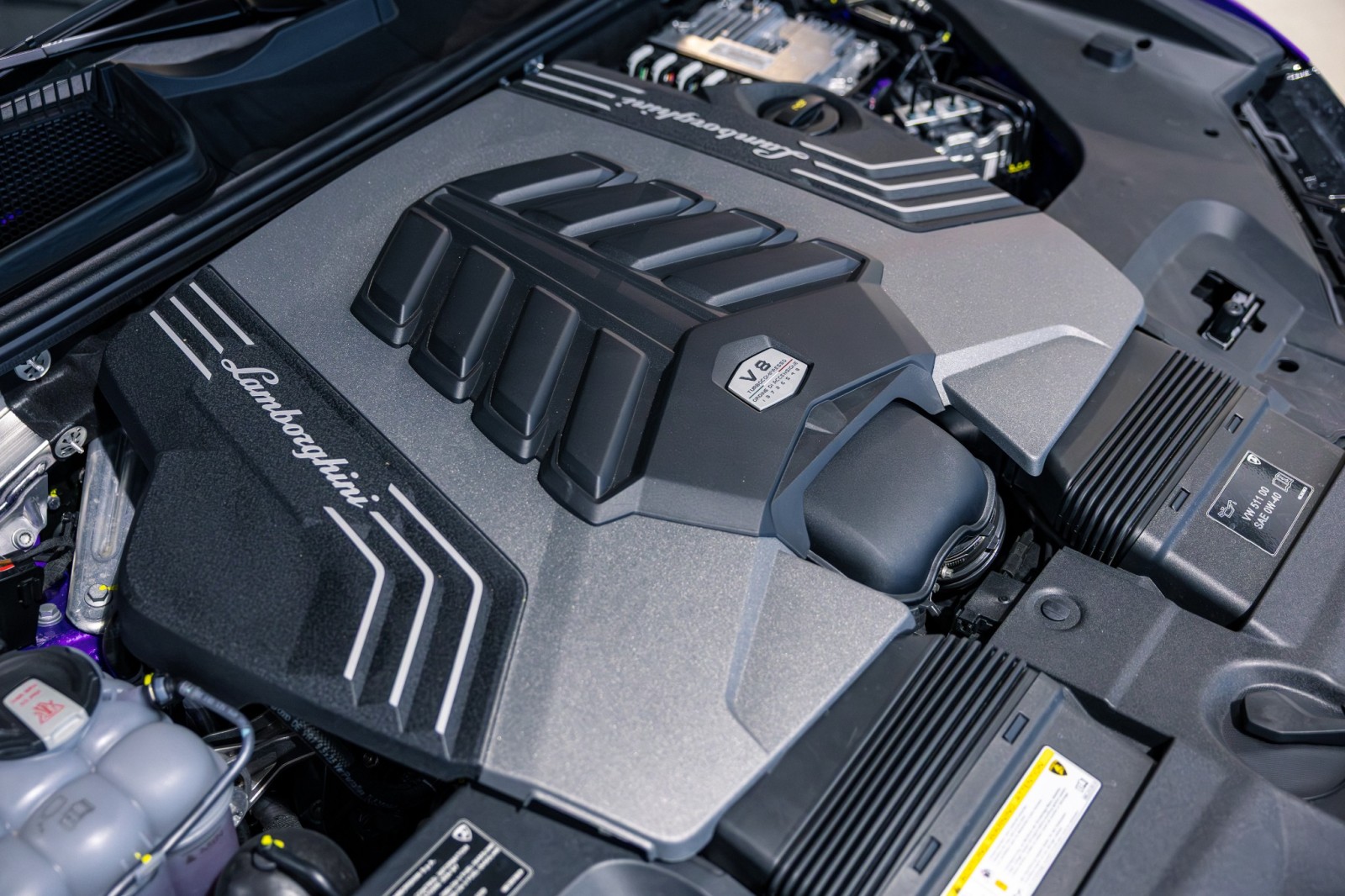 Used Car 2024 Lamborghini Urus  Performante - $336,363 Msrp - $13k Viola Pasifae - Full Exterior Carbon Fiber For Sale Under $320,000 In Boerne, Texas