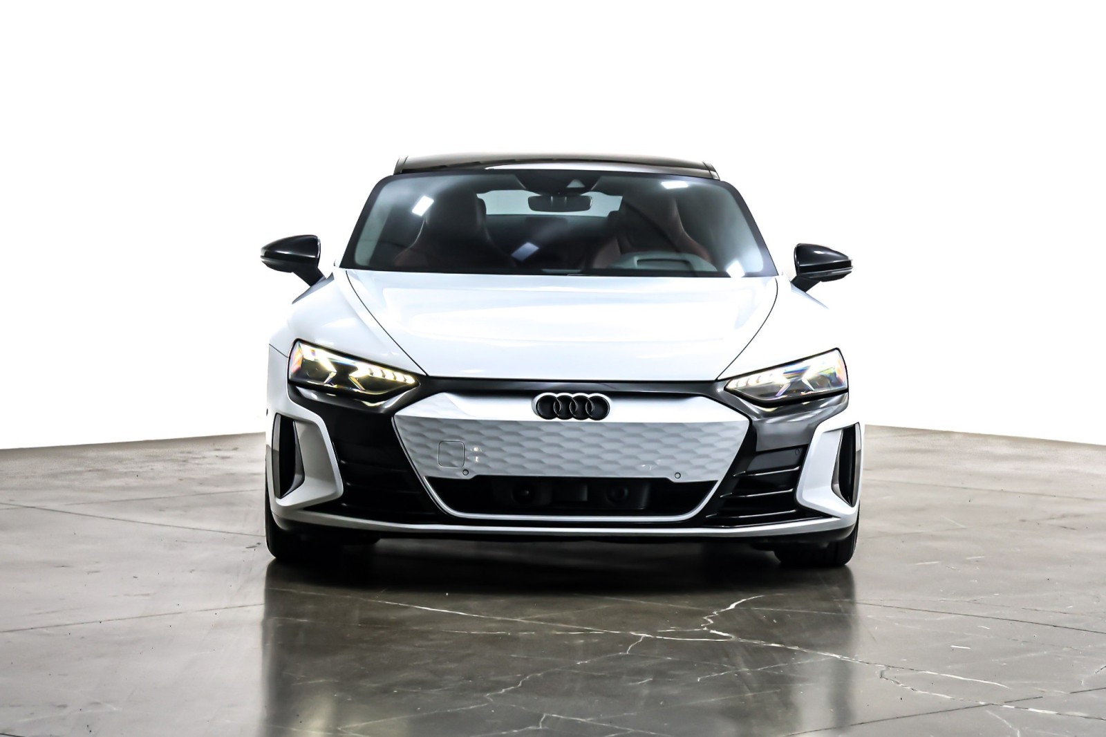 Used 2024 Suzuka Gray Metallic Audi quattro image 4