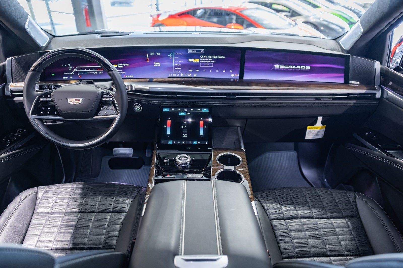 Used Car 2025 Cadillac Escalade  4wd Sport Platinum - Onyx Package For Sale Under $130,000 In Boerne, Texas