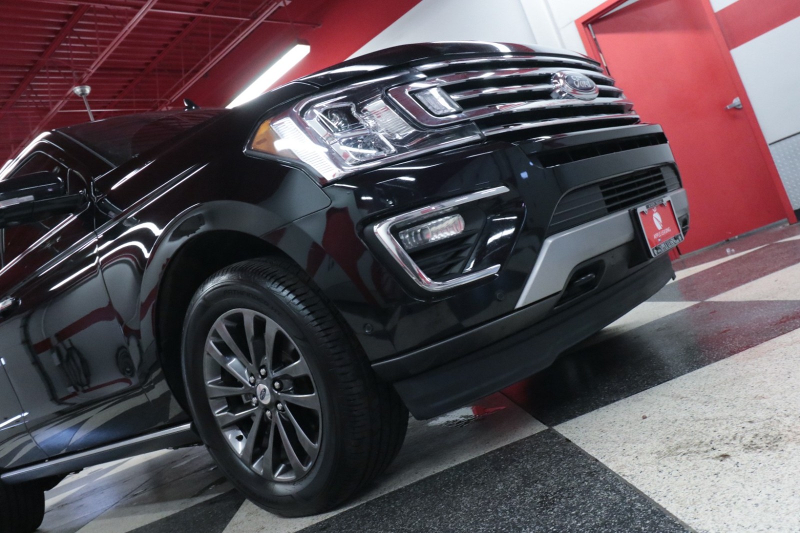 Used Car 2021 Ford Expedition  Limited For Sale Under $35,000 In Austin, Texas