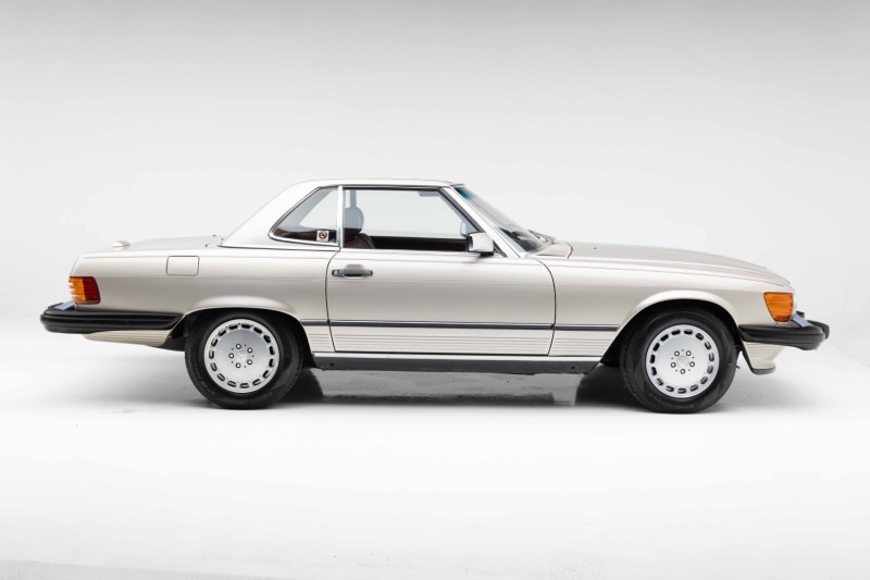 1989 Mercedes-Benz 560-Series 560 SL in ,