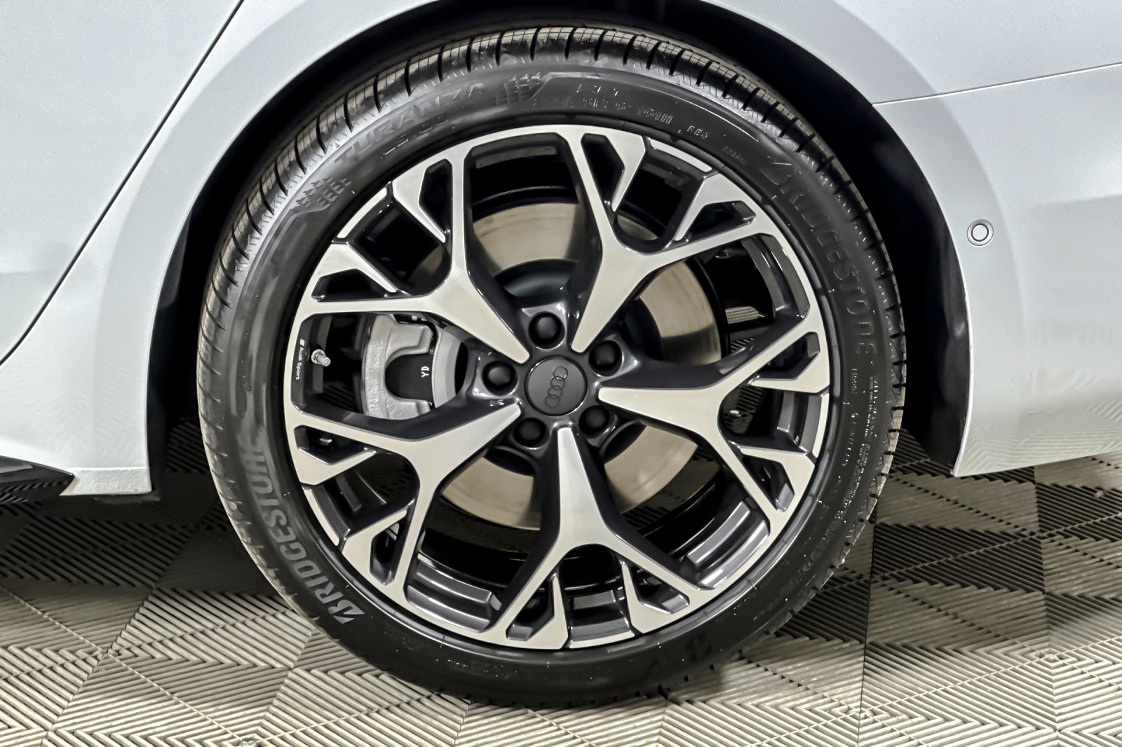 New 2026 Glacier White Metallic Audi Premium Plus quattro image 25