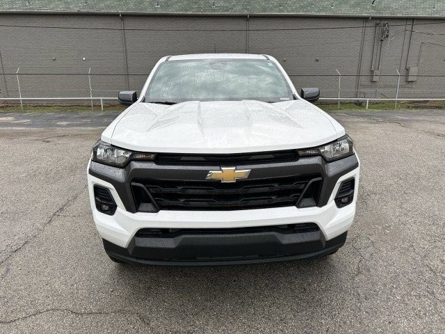 2023 Chevrolet Colorado 4WD LT 8