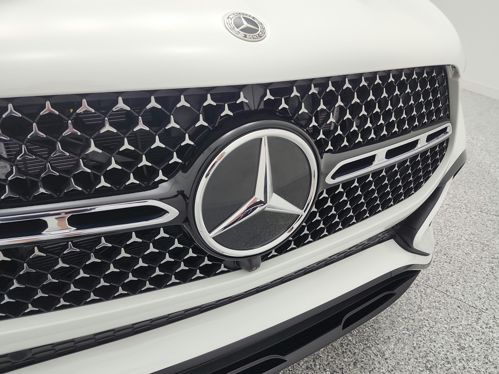 New 2026 Polar White Mercedes-Benz GLE 450 image 10