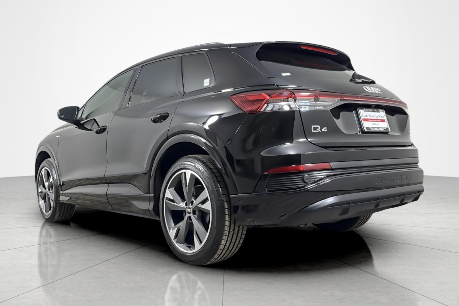 Used 2024 Mythos Black Metallic Audi Premium Plus 50 quattro image 3