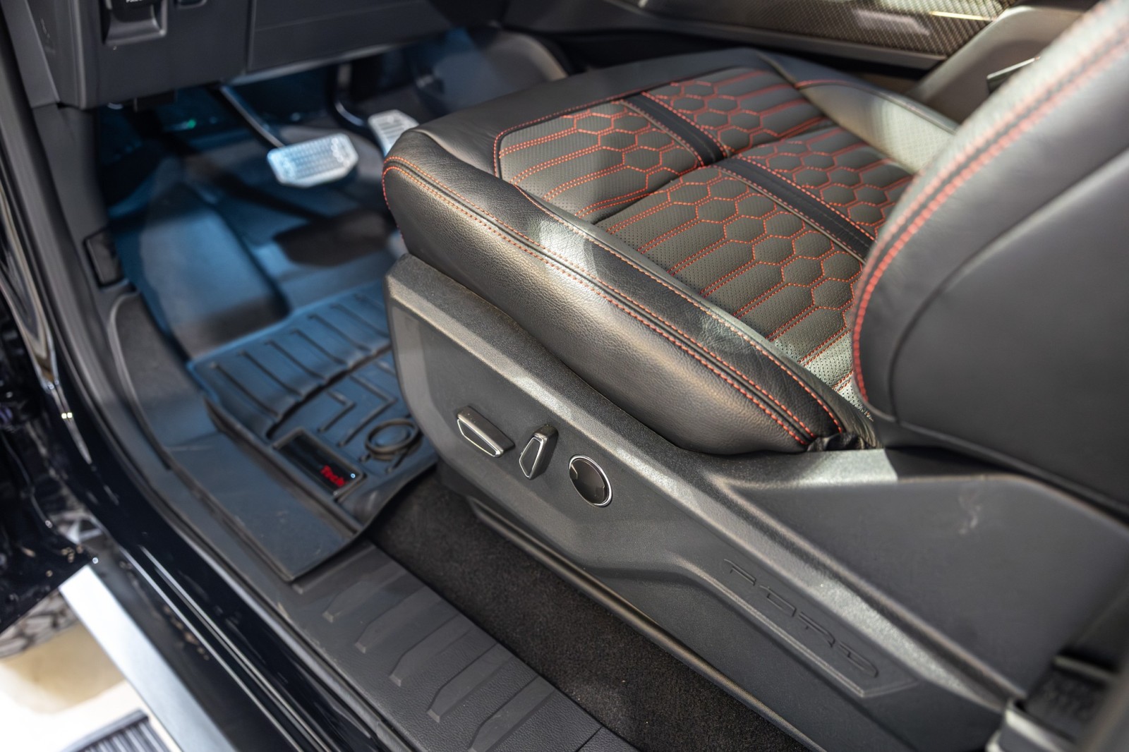 Used Car 2025 Ford F-150  Shelby - 785 Horsepower - Supercharged V8 For Sale Under $130,000 In Boerne, Texas