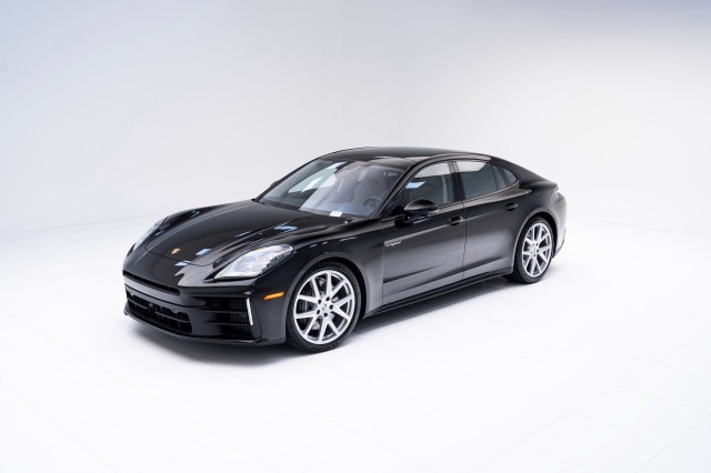2025  Panamera 4 E-Hybrid in , 