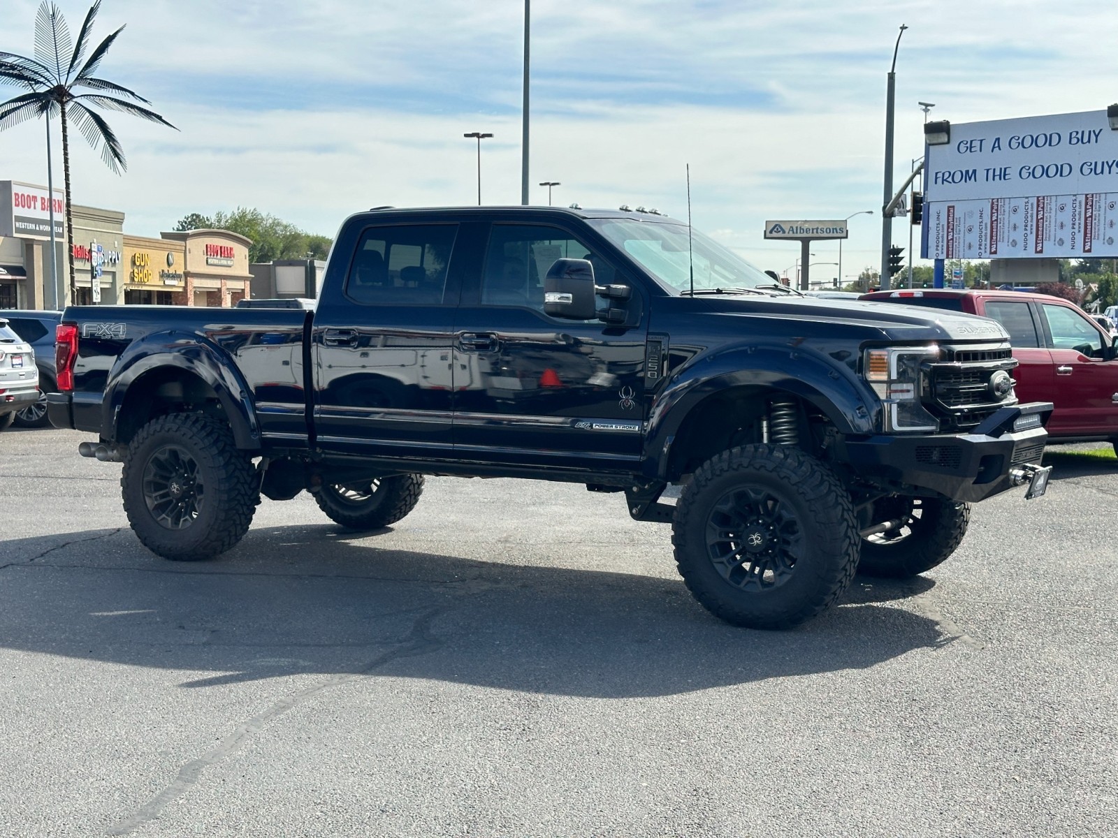 2022 Ford Super Duty F-250 SRW LARIAT 9