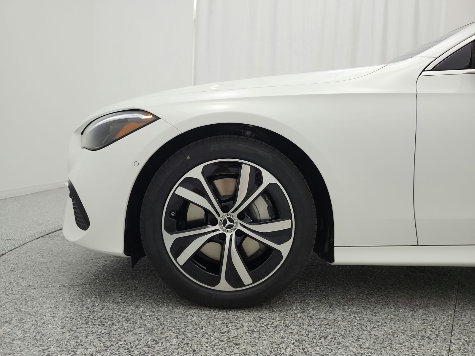 New 2027 Polar White Mercedes-Benz CLE 300 4MATIC® Coupe image 12