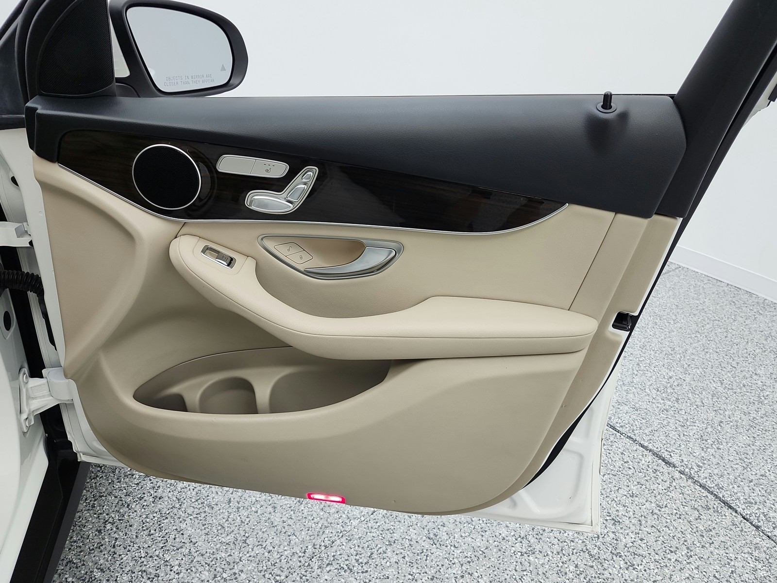 Used 2020 Polar White Mercedes-Benz GLC 300 4MATIC® SUV image 20