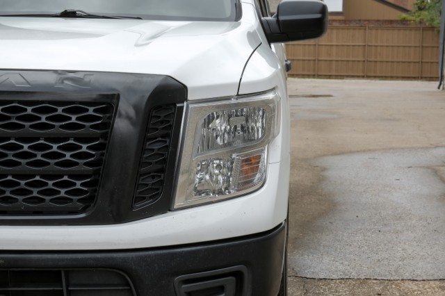 2019 Nissan Titan S 35