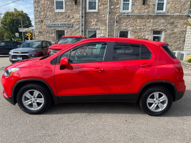 2020 Chevrolet Trax LS 2