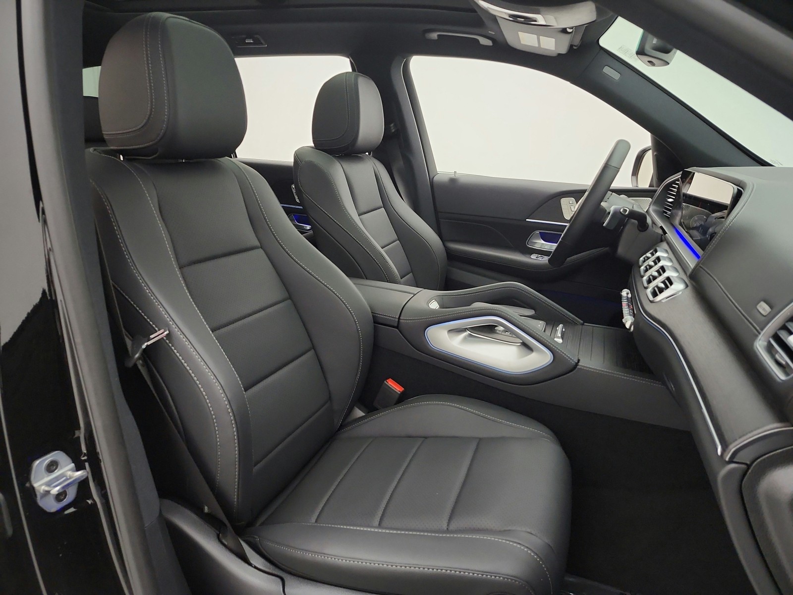 New 2026 Obsidian Black Metallic Mercedes-Benz GLS 450 4MATIC® SUV image 13
