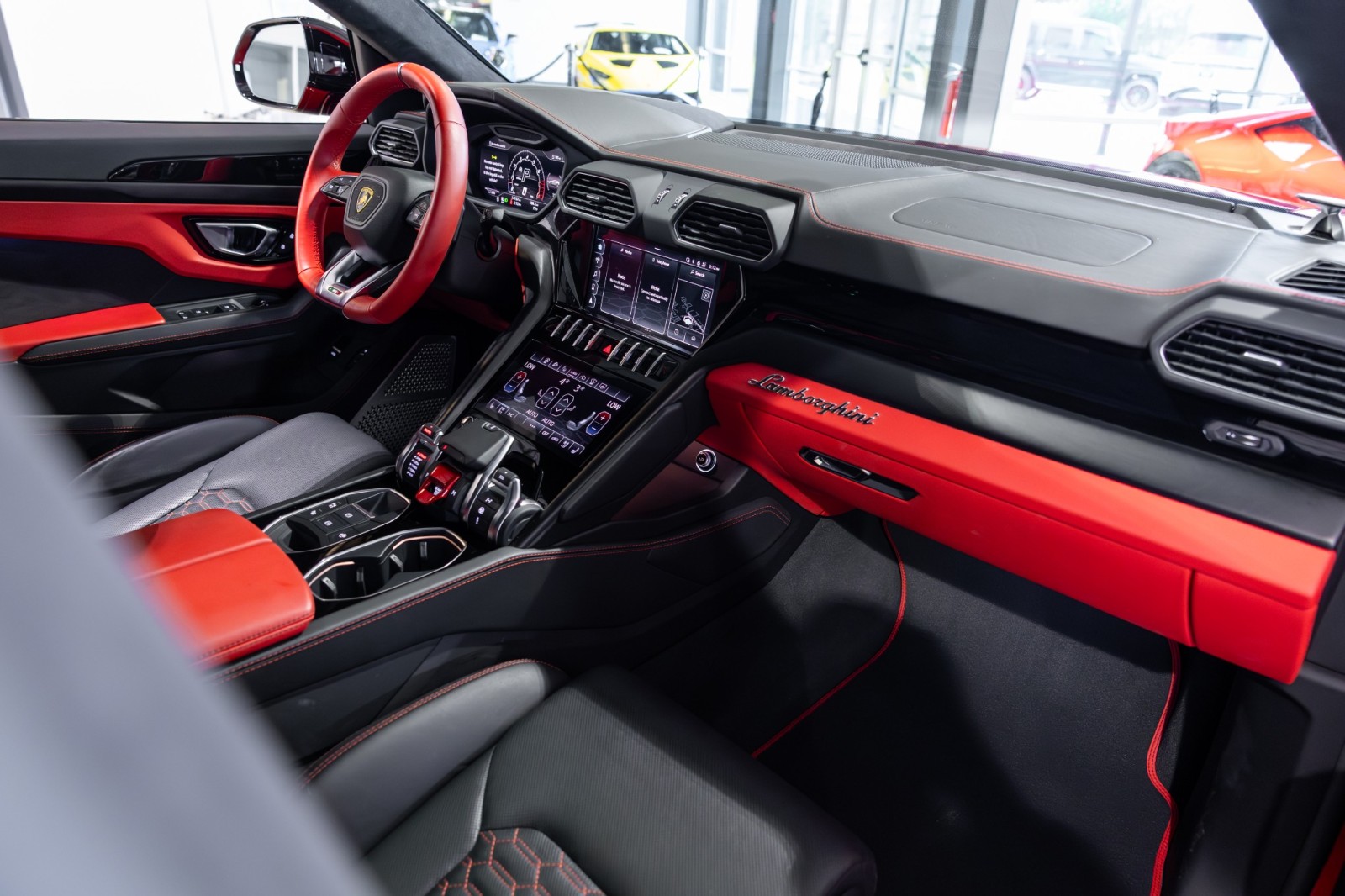 Used Car 2022 Lamborghini Urus  For Sale Under $230,000 In Boerne, Texas