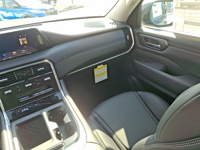 NissanArmada11