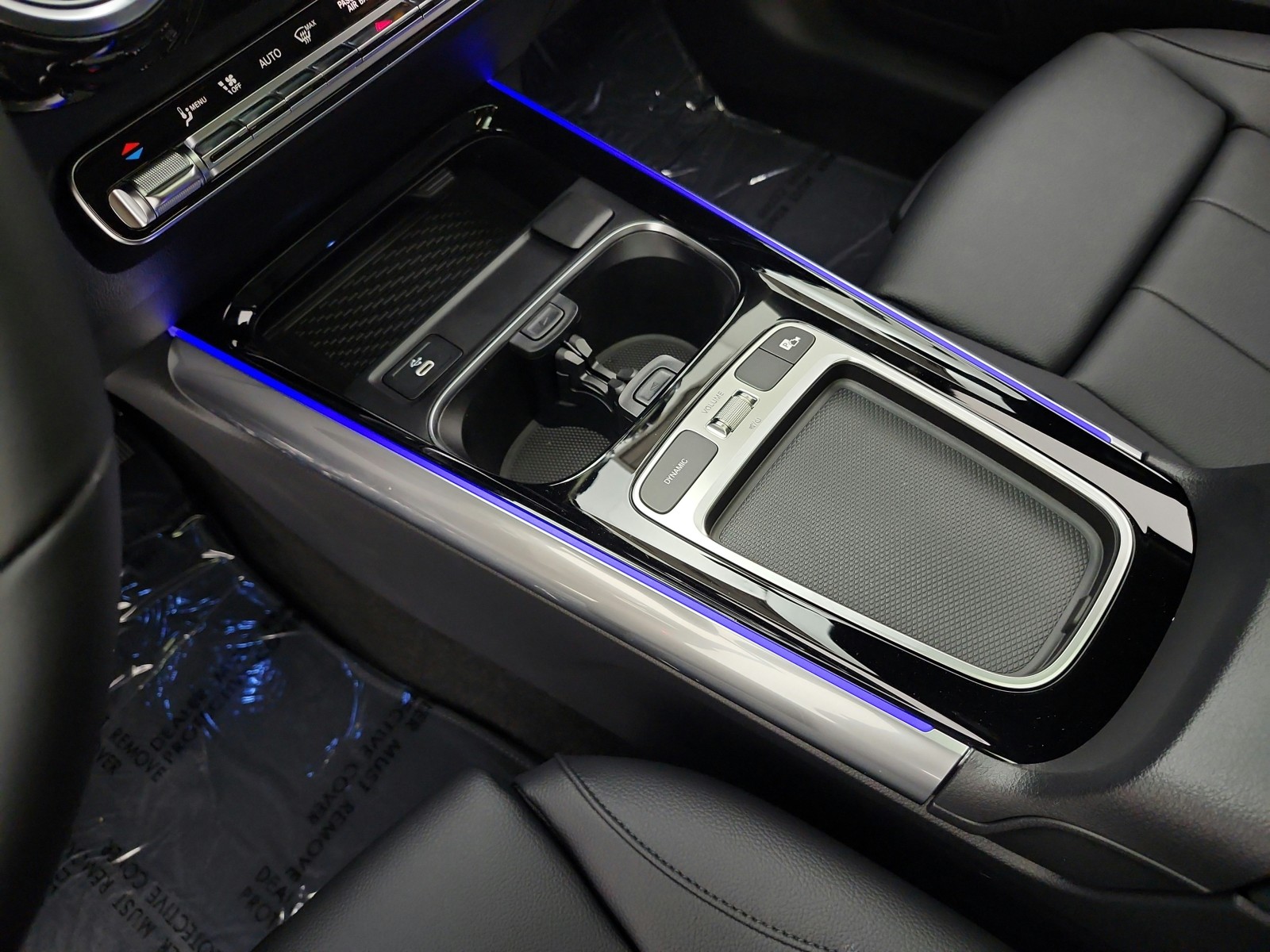 New 2026 Night Black Mercedes-Benz GLA 250 SUV image 9