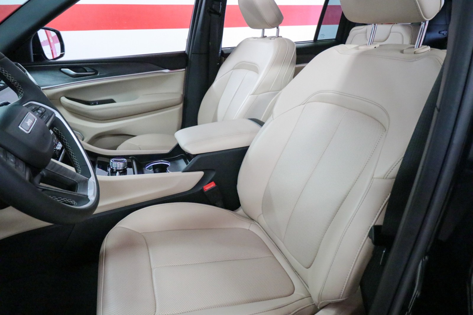 Used Car 2024 Jeep Grand Cherokee L  Limited For Sale Under $35,000 In Austin, Texas