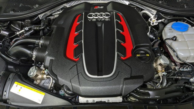 2016 Audi RS 7 Prestige 38