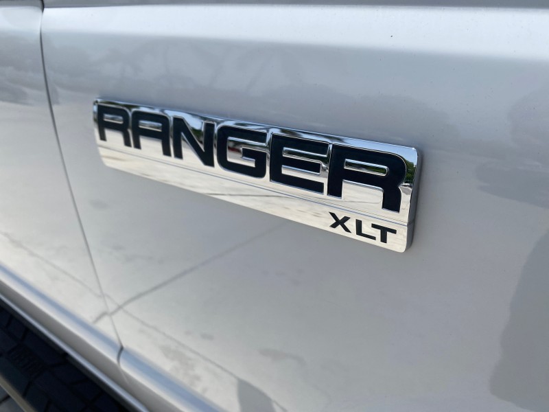 2011 Ford Ranger XLT LOW MILES 44,686 in ,