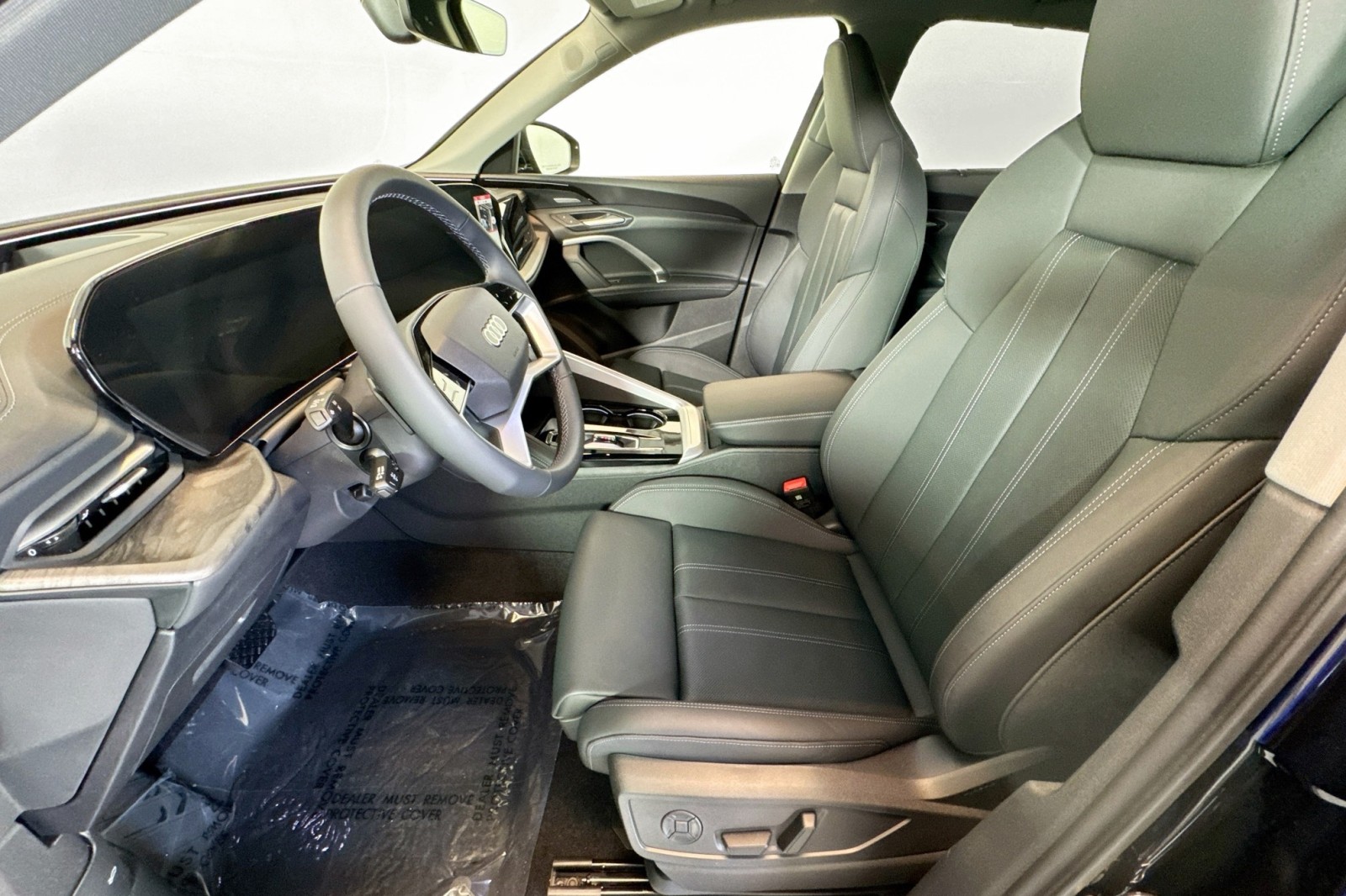 New 2025 Mythos Black Metallic Audi Premium Plus 2.0 TFSI quattro image 17