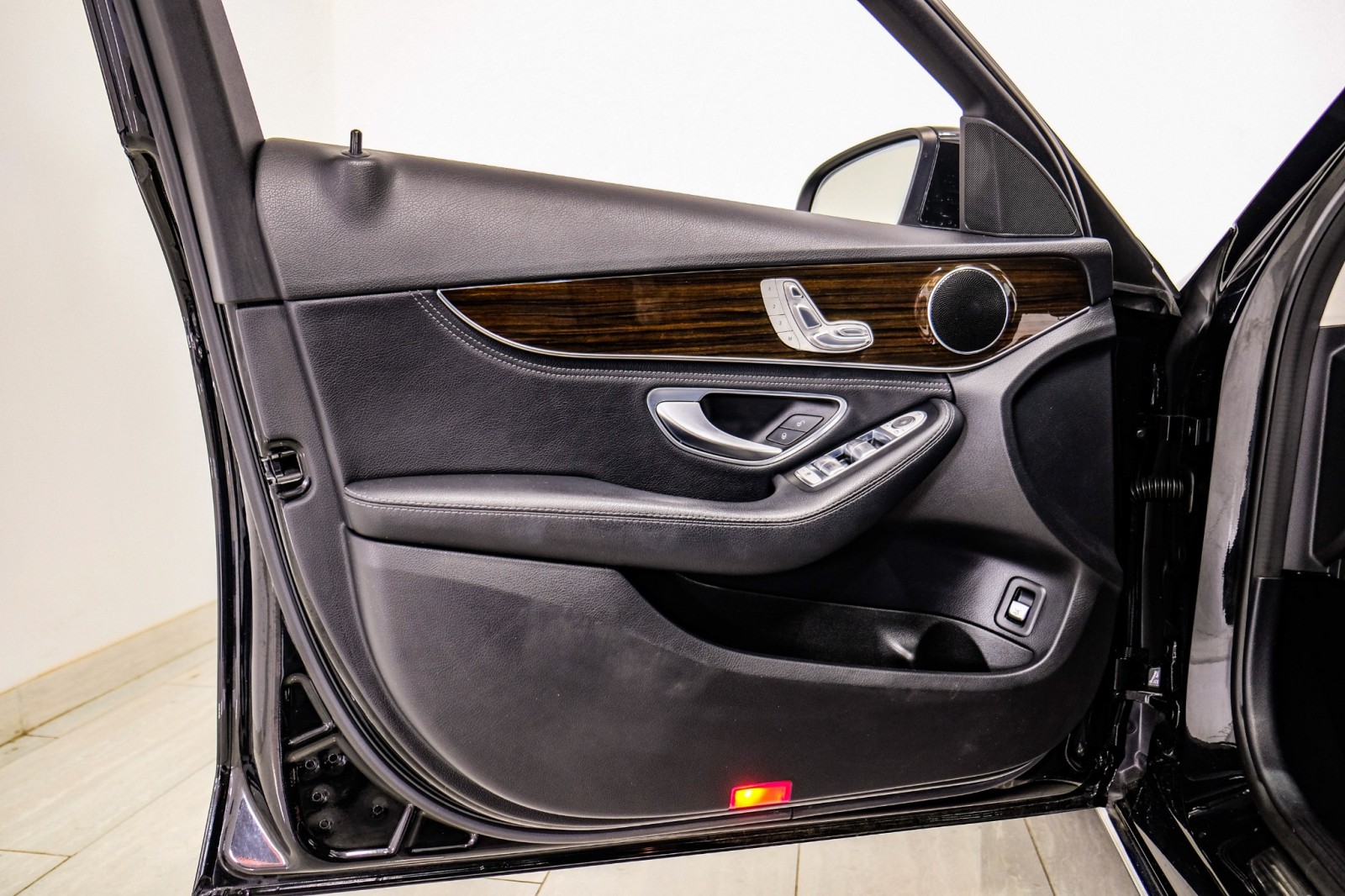 2015 Mercedes-Benz C300 SPORT BLIND SPOT ASSIST NAVIGATION LEATHER SEATS R 40