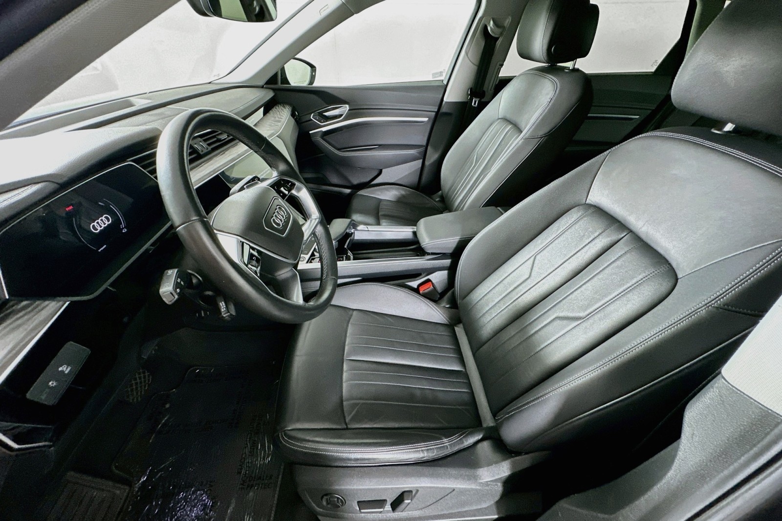 Used 2021 Manhattan Gray Metallic Audi Premium image 18