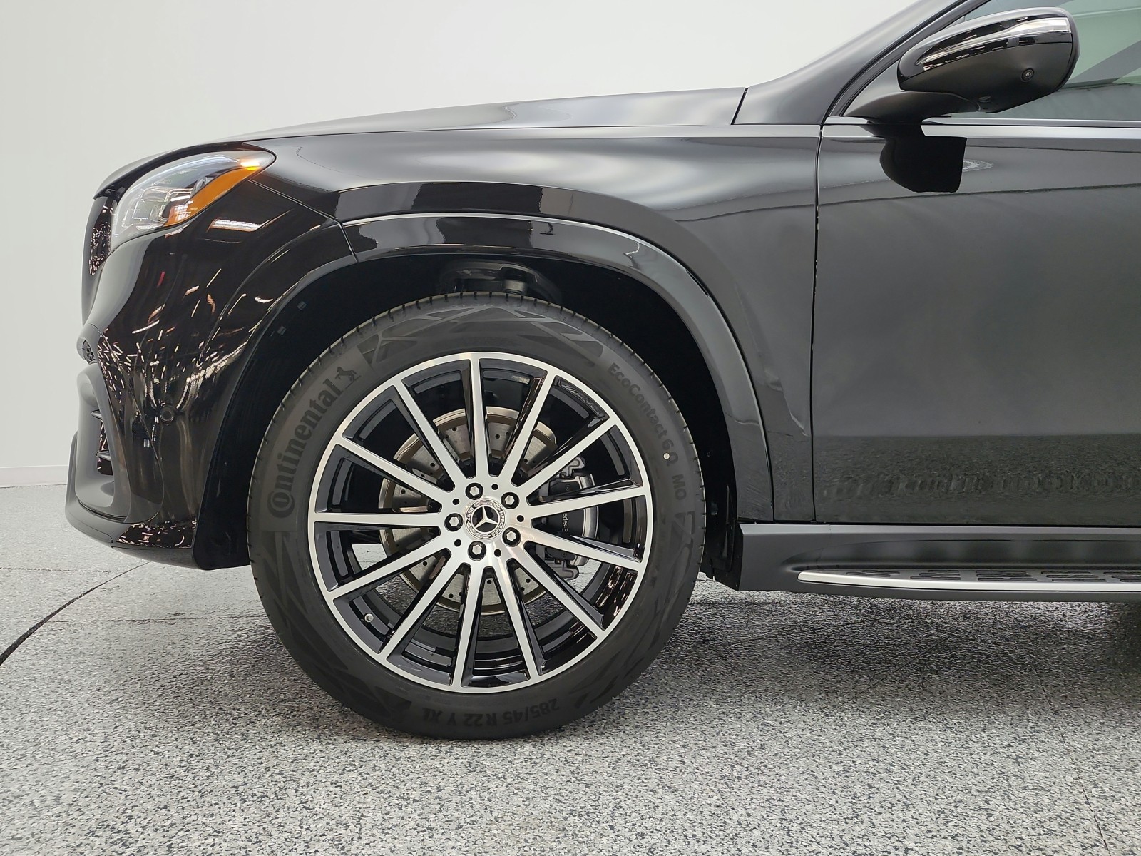 New 2026 Obsidian Black Metallic Mercedes-Benz GLS 580 image 15