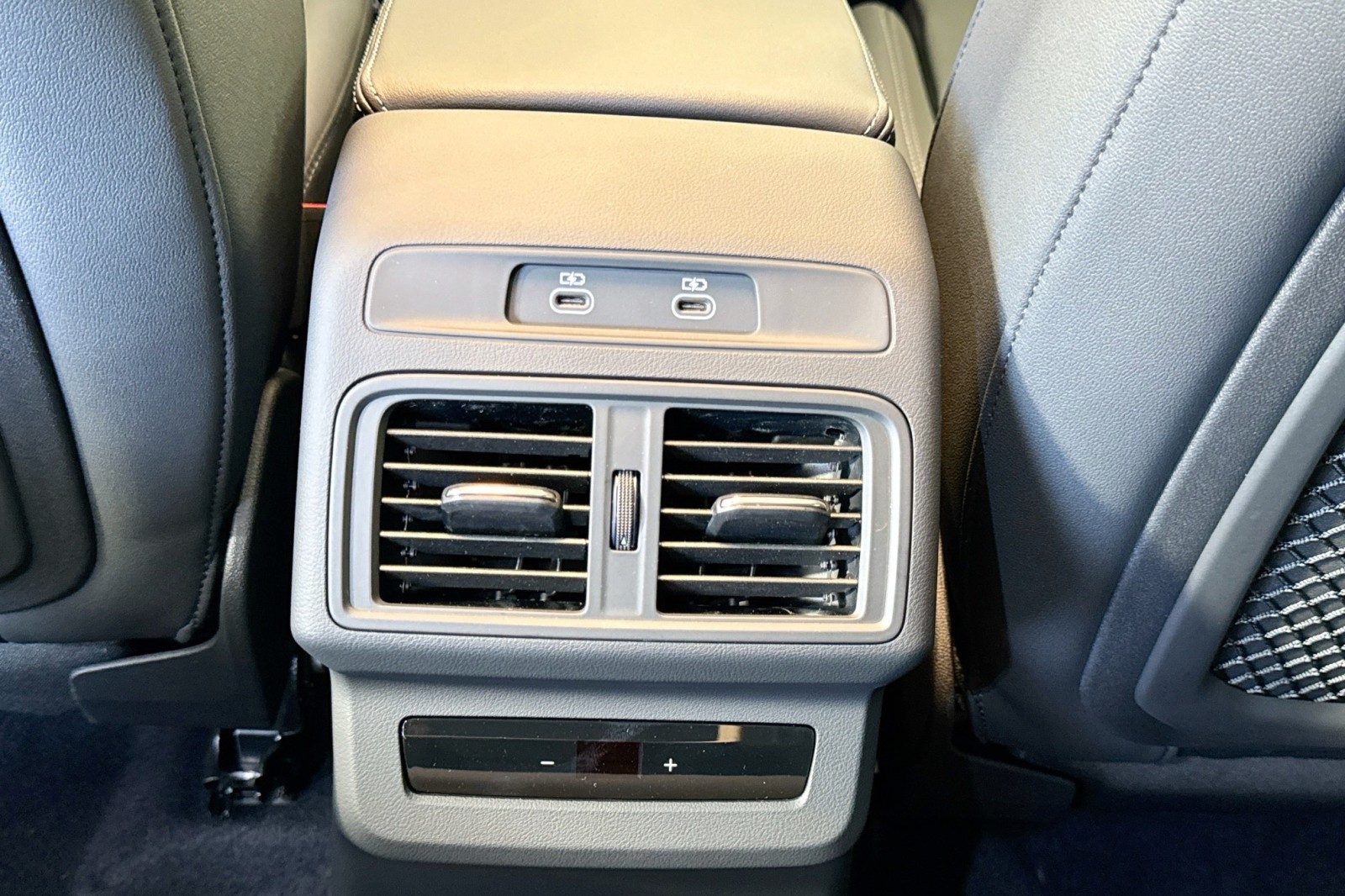 New 2025 Tambora Gray Metallic Audi Premium Plus 2.0 TFSI quattro image 22